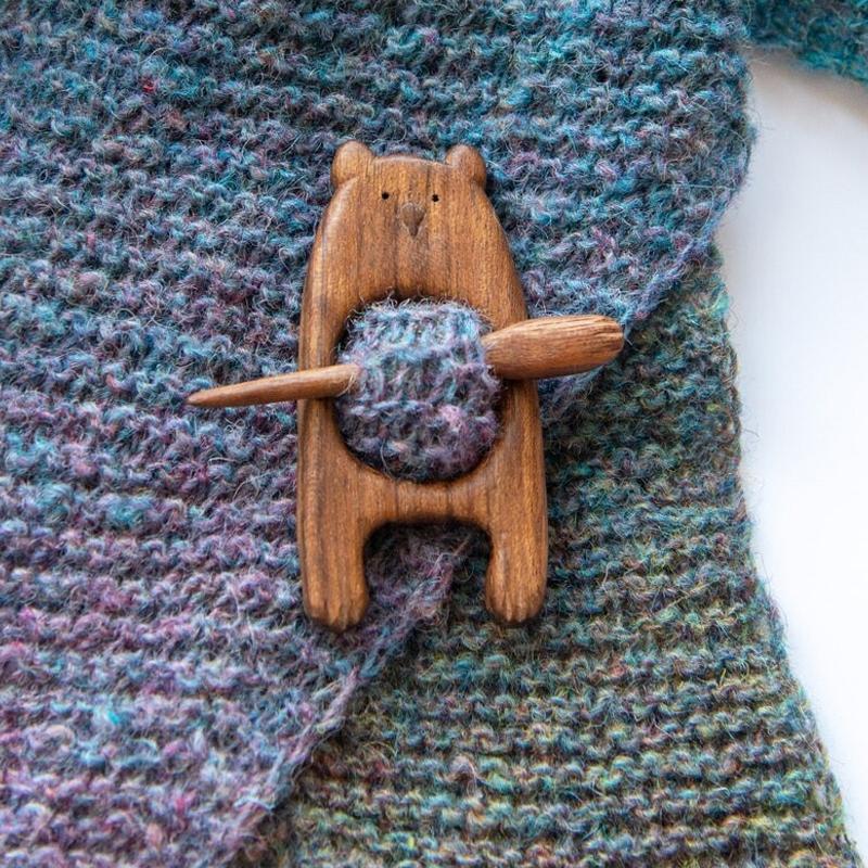 Maliben | Sweet Animal Brooch Made Of Wood