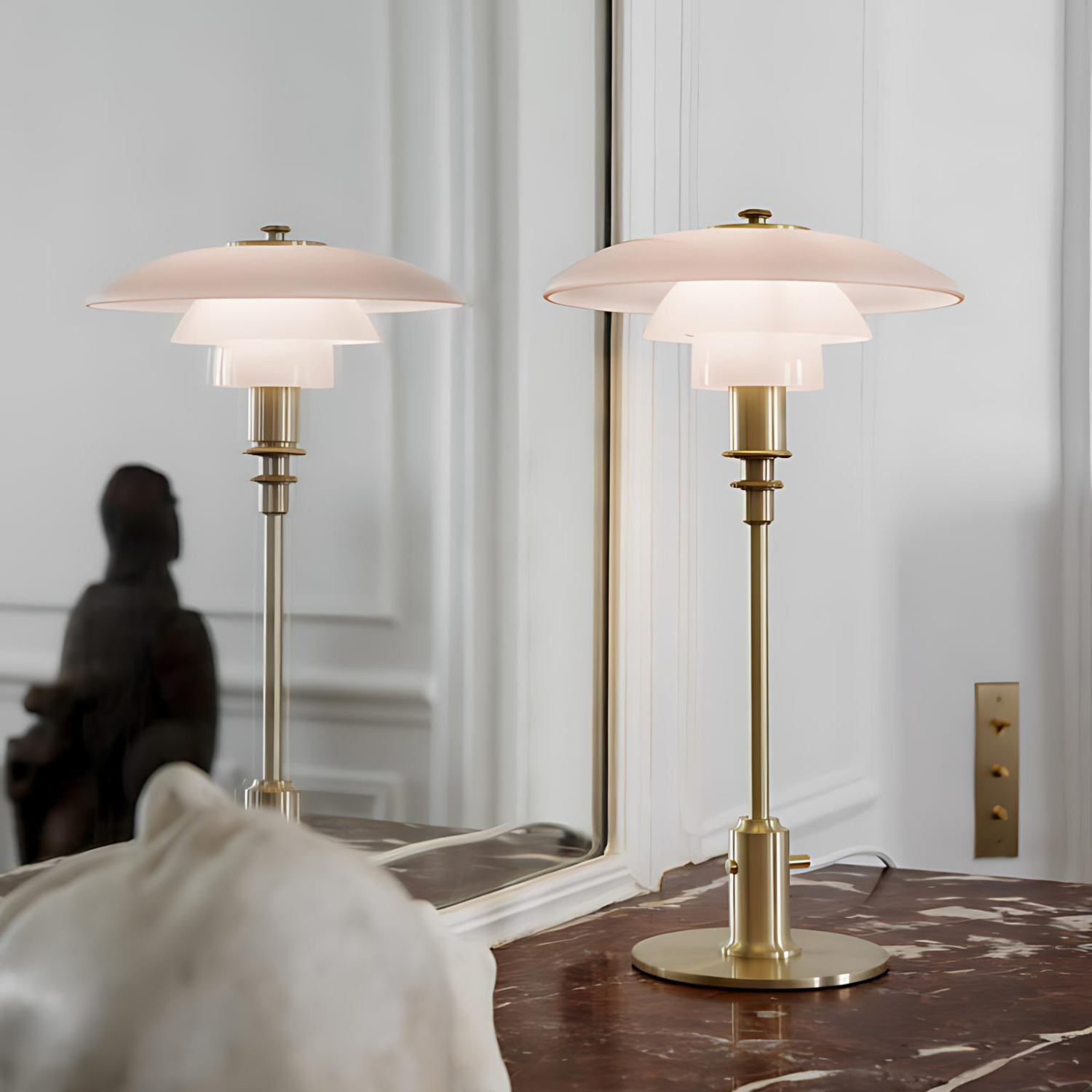 Maliben | Lumière Serein - Elegant Metal Table Lamp