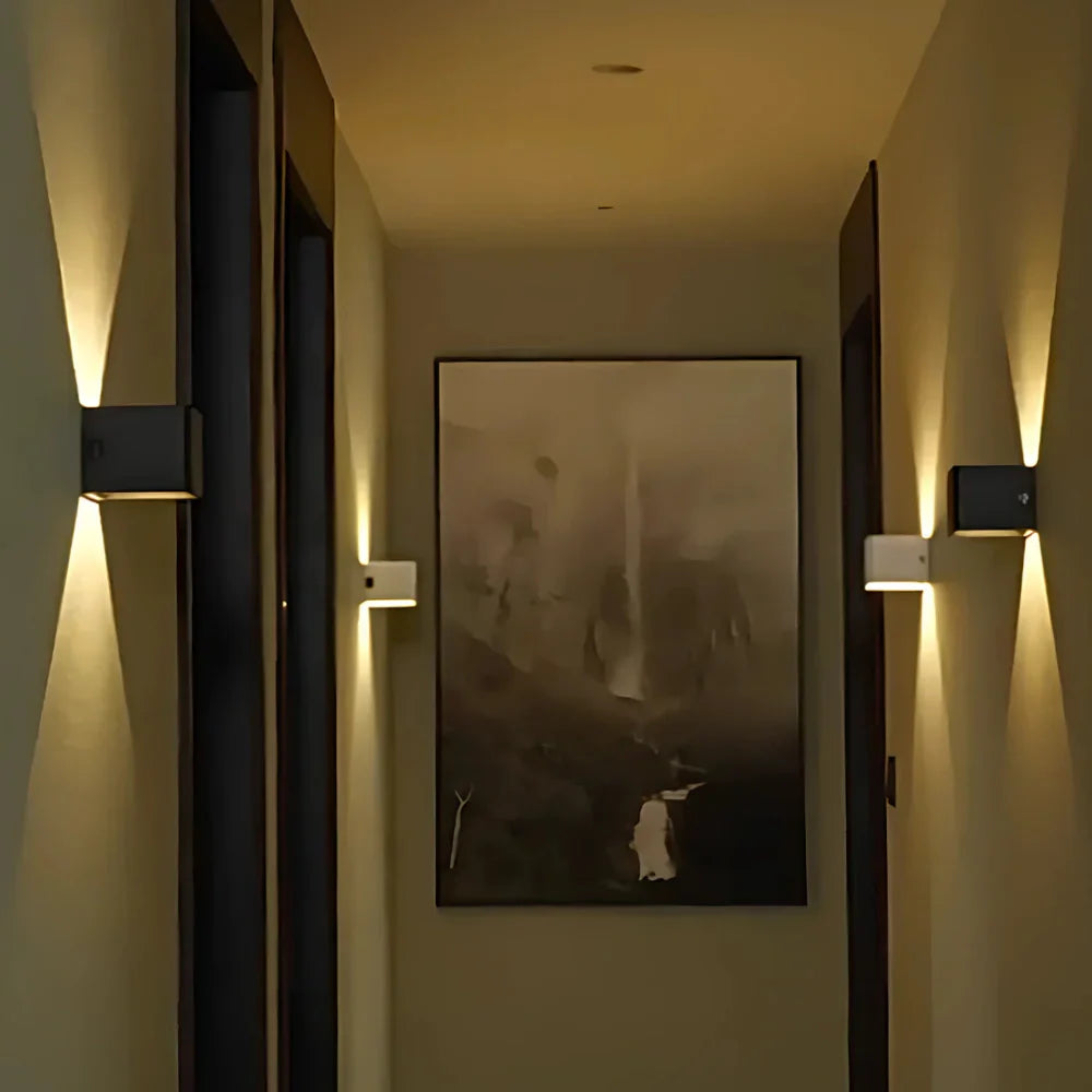 Maliben | Adjustable Wall Light