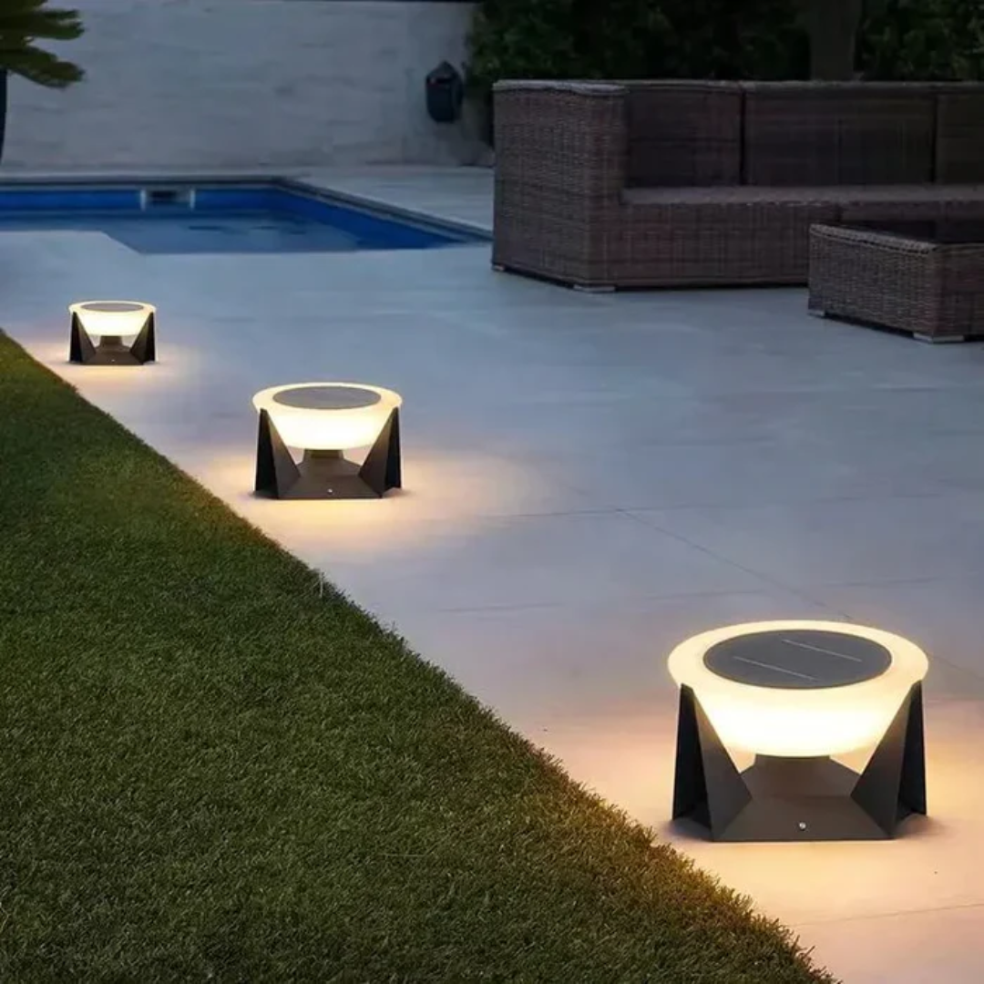 Maliben | Stylish Solar-Powered Outdoor Lamp