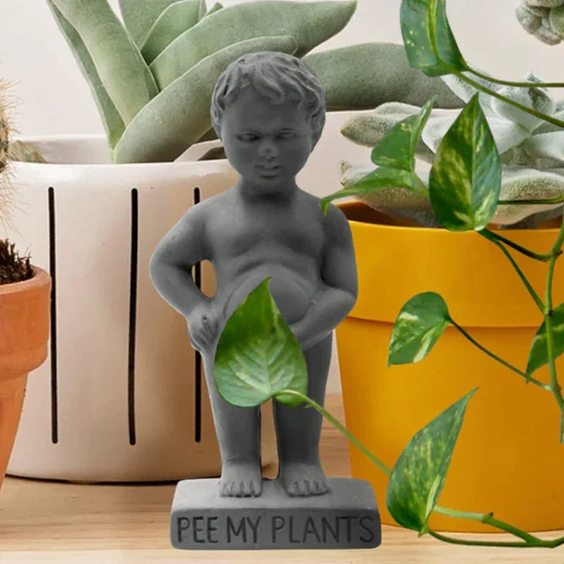 Maliben | Pee My Plants Garden Sculpture