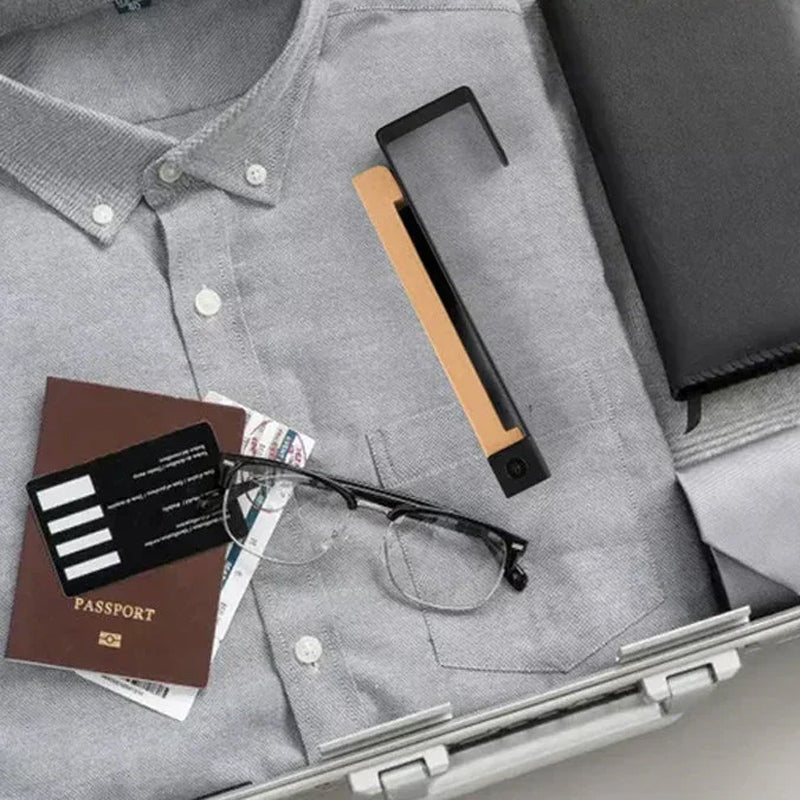 Maliben | Hangclothes – The Foldable Premium Door Hook!