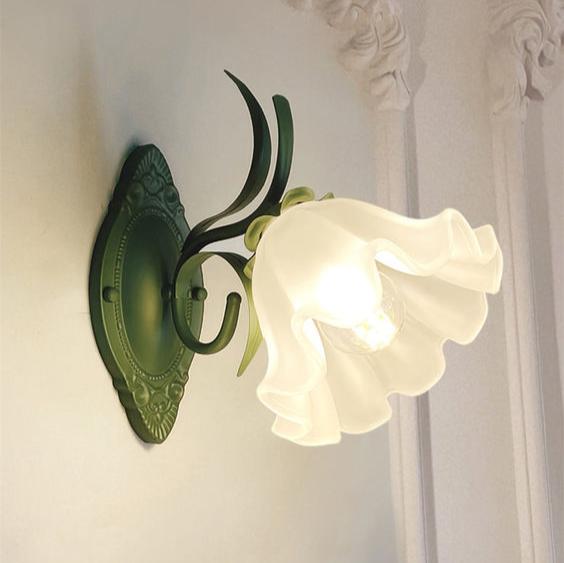 Maliben | Lilyglow Wall Light - Elegant Nature-Inspired Lighting