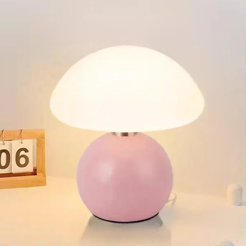 Maliben | Elegant Cream Table Lamp – Atmospheric Lighting For Home