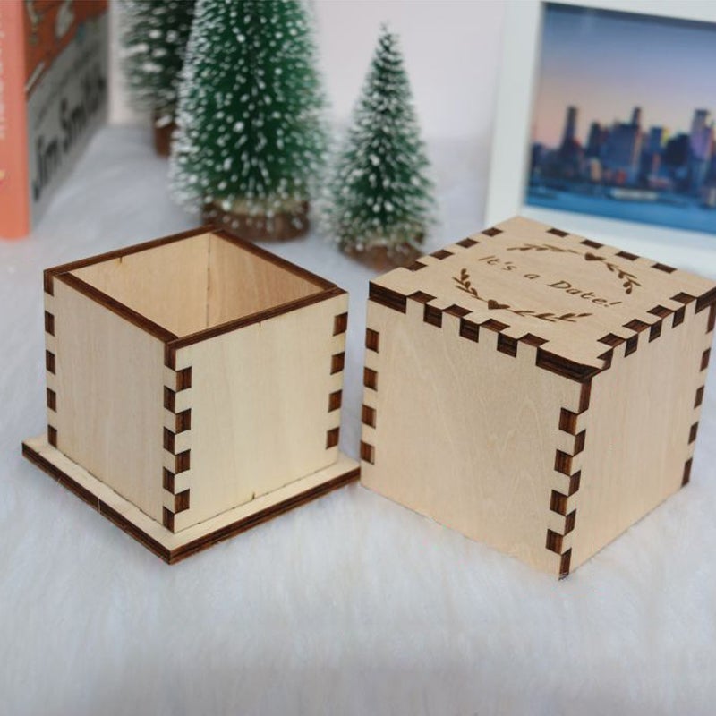 Maliben | Fun Date Night Activity Tokens & Box (Set Of 20 Pieces)