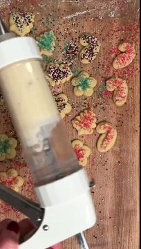 Maliben | Cookie Press Kit | 20 Stainless Steel Discs & 4 Nozzles | Adjustable Size & Easy Clean | Bakejoy
