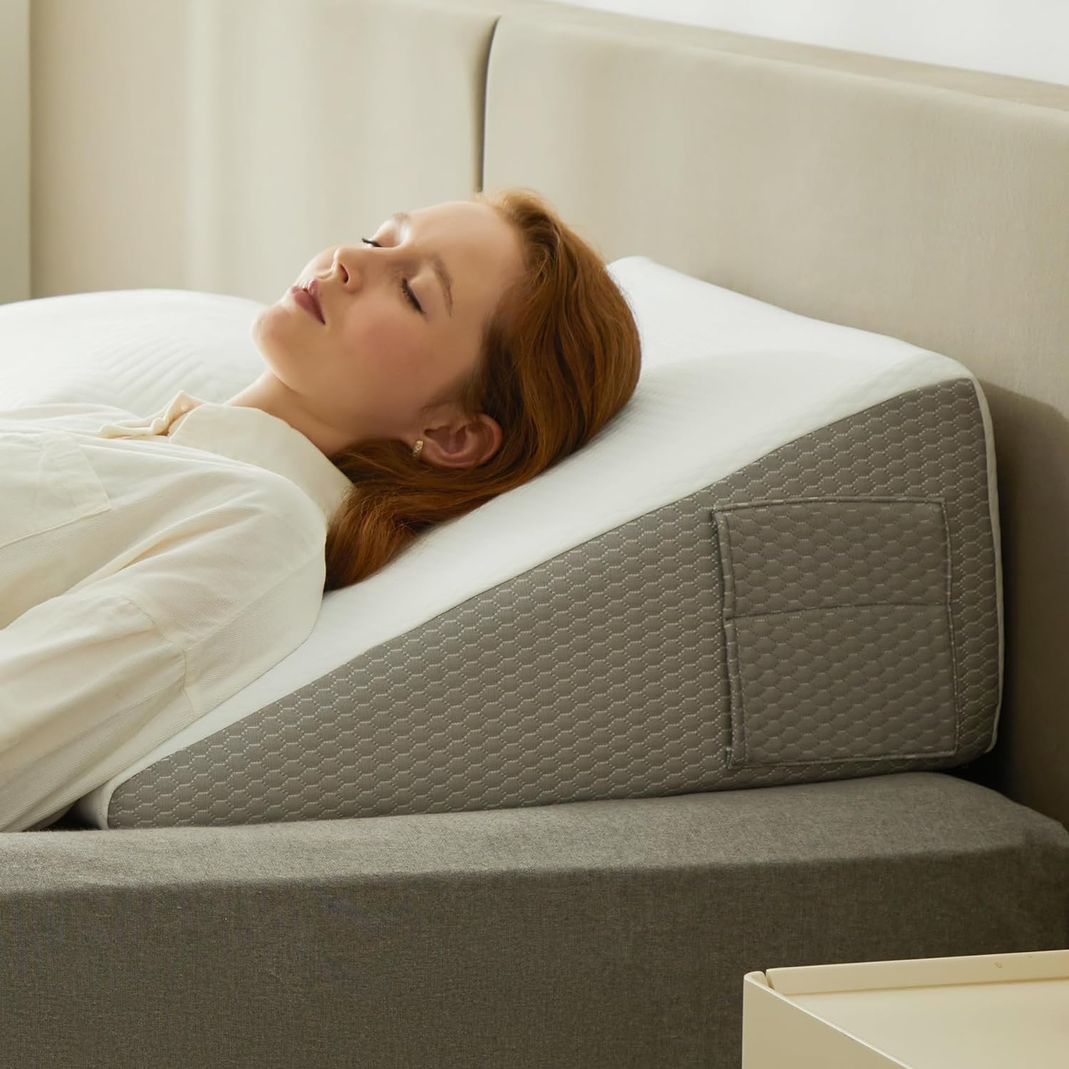 Maliben | Deluxe Inclined Wedge Support Pillow | Cooling Gel Memory Foam, Removable Cover & Ideal For Back Pain Relief And Acid Reflux