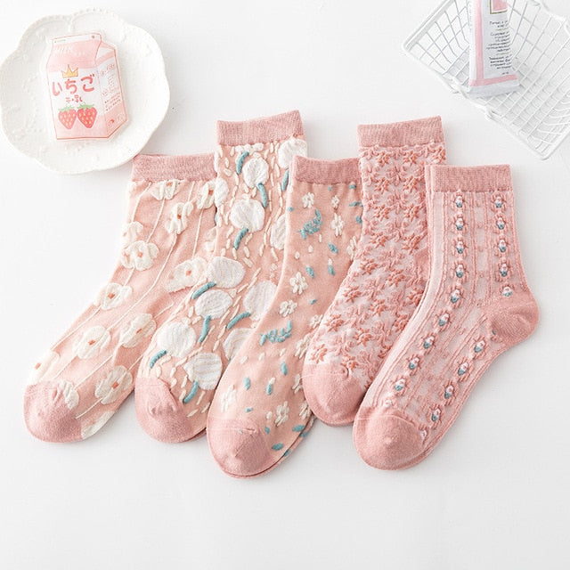 Maliben | 5 Pair Vintage Flower Embroidery Socks