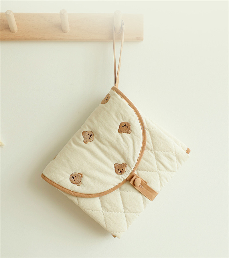 Maliben | Changing Mat For On The Go – Folding Baby Changing Mat With Bear Motif
