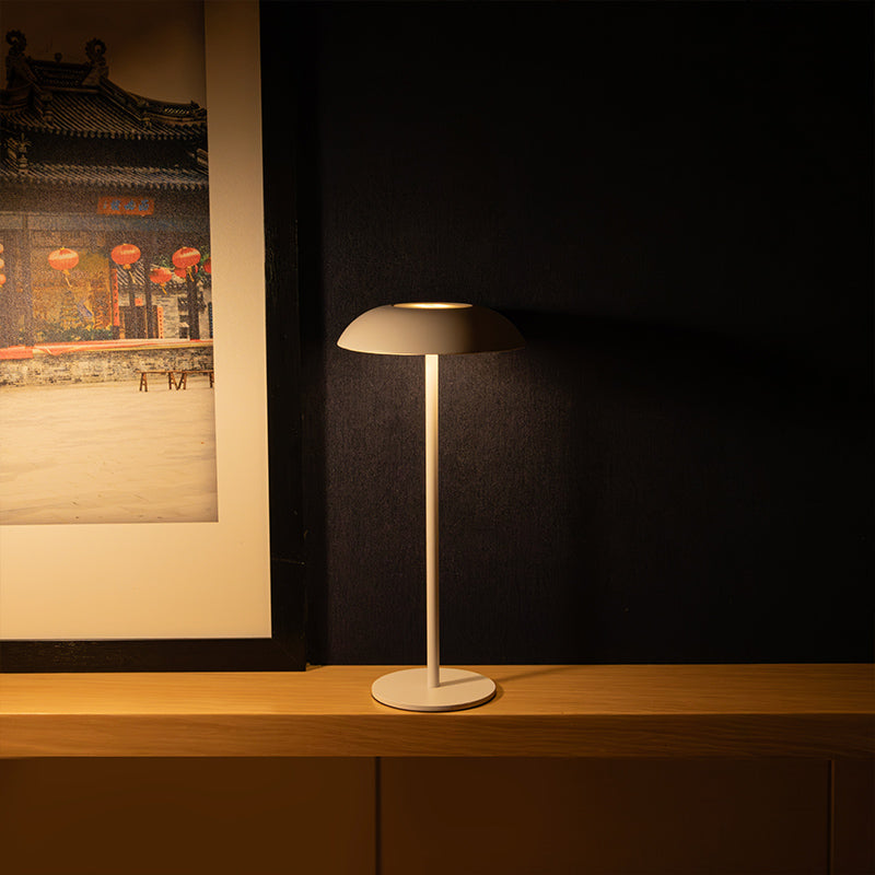 Maliben | Iron Elegance Lamp