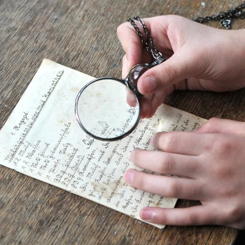 Maliben | Necklace With Magnifying Pendant