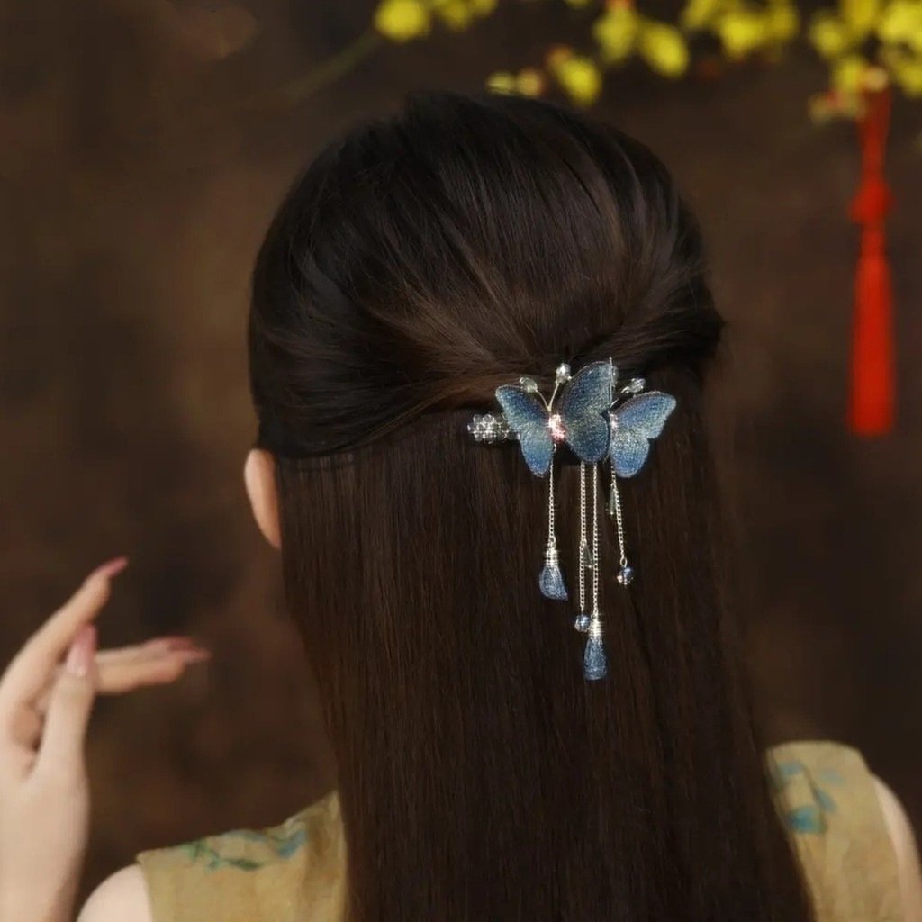 Maliben | Dreamy Butterfly Hair Clip With Fringes