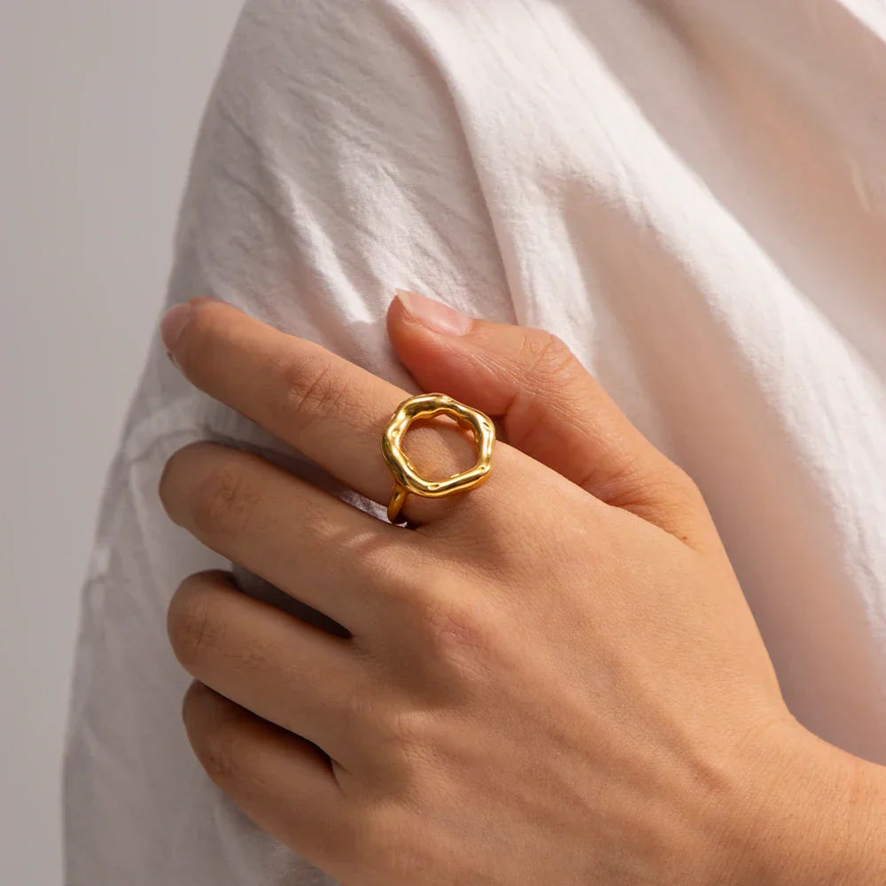 Maliben | 18k Melted Flower Open Ring