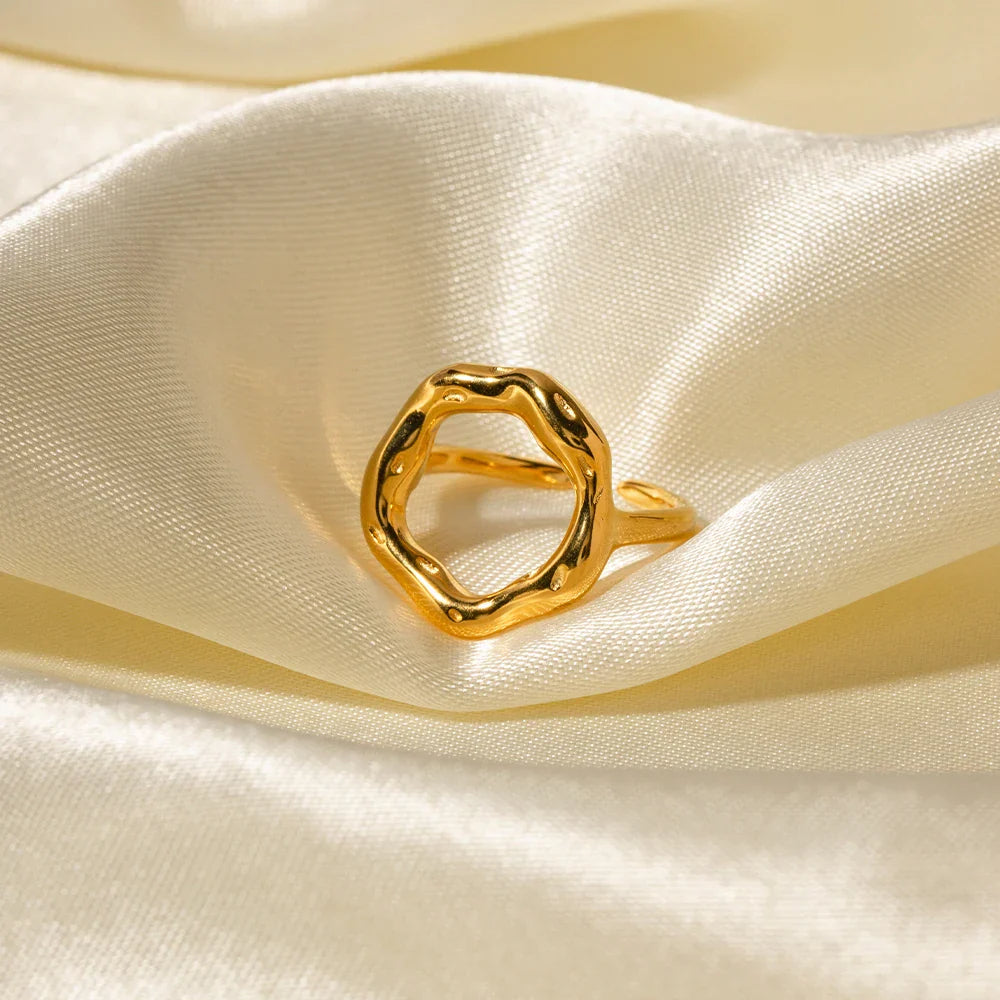 Maliben | 18k Melted Flower Open Ring