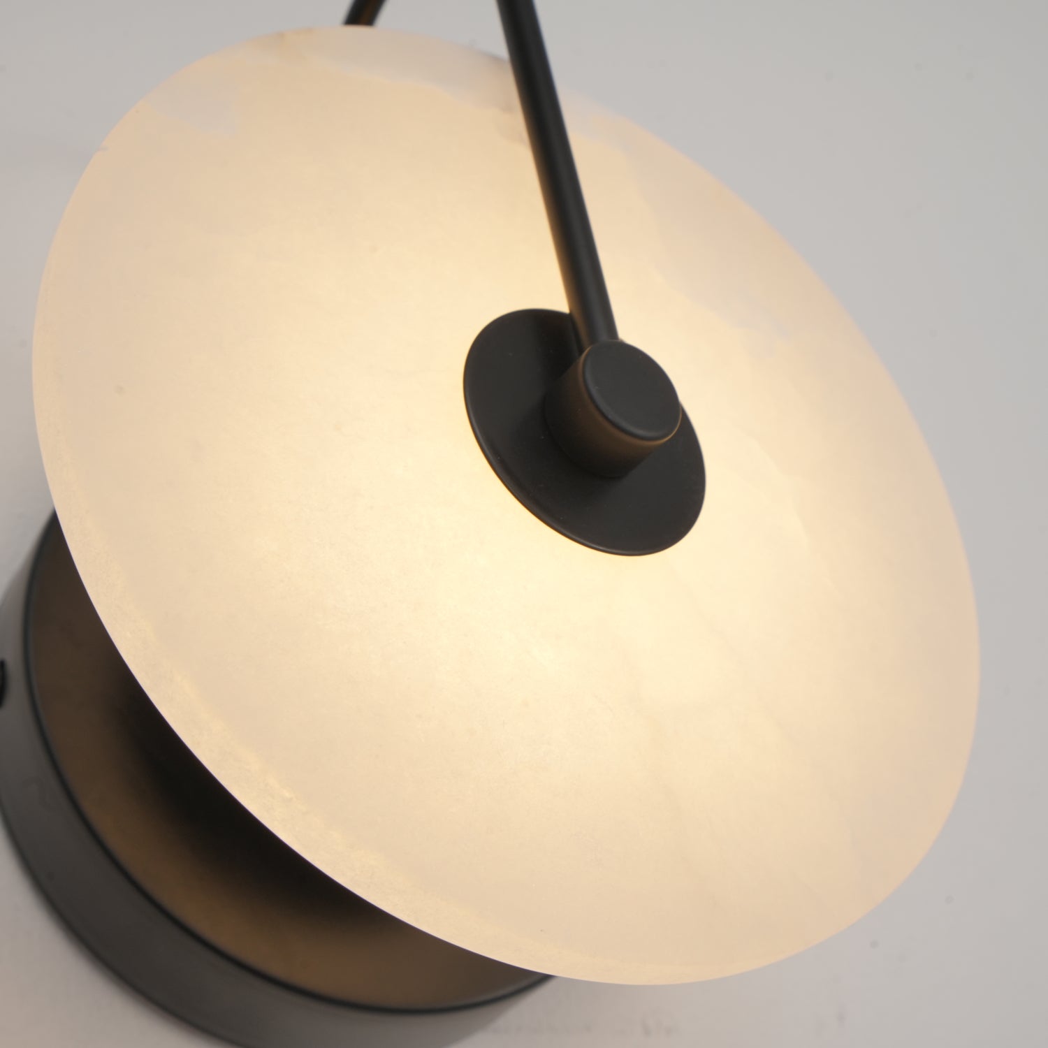 Maliben | Alabaster Led Wall Lamp – Elegance And Calm In Light