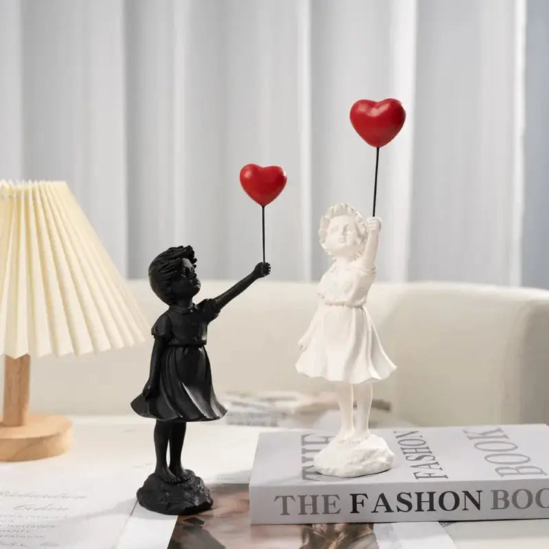 Maliben | Banksy Flying Balloon Girl Statue