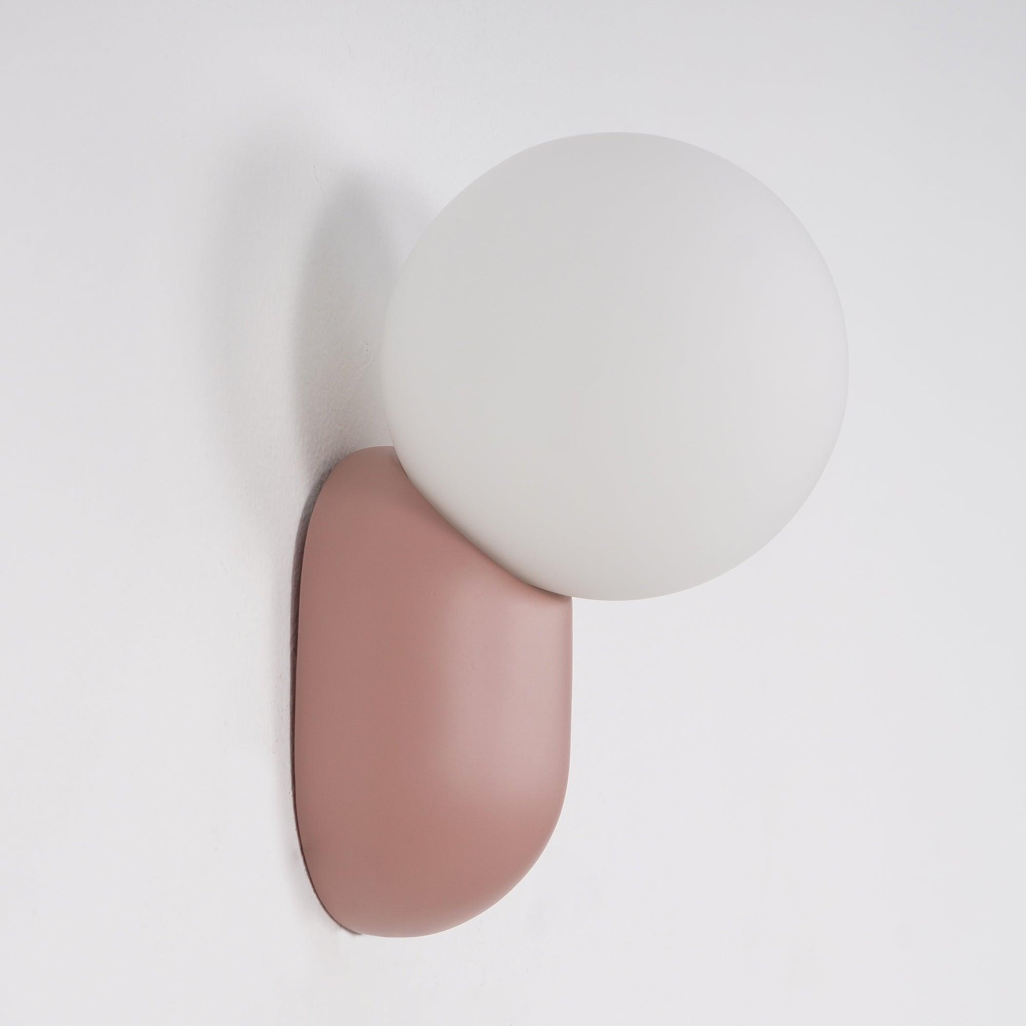 Maliben | Chicglow ResIn Wall Lamp – Elegance And Energy Efficiency in One