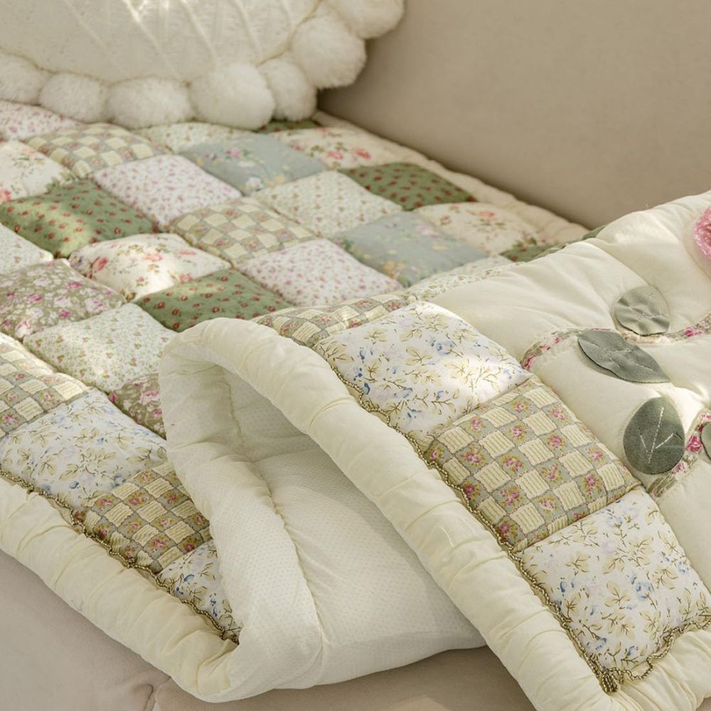 Maliben | Floral Bloom Quilted Sofa Cover