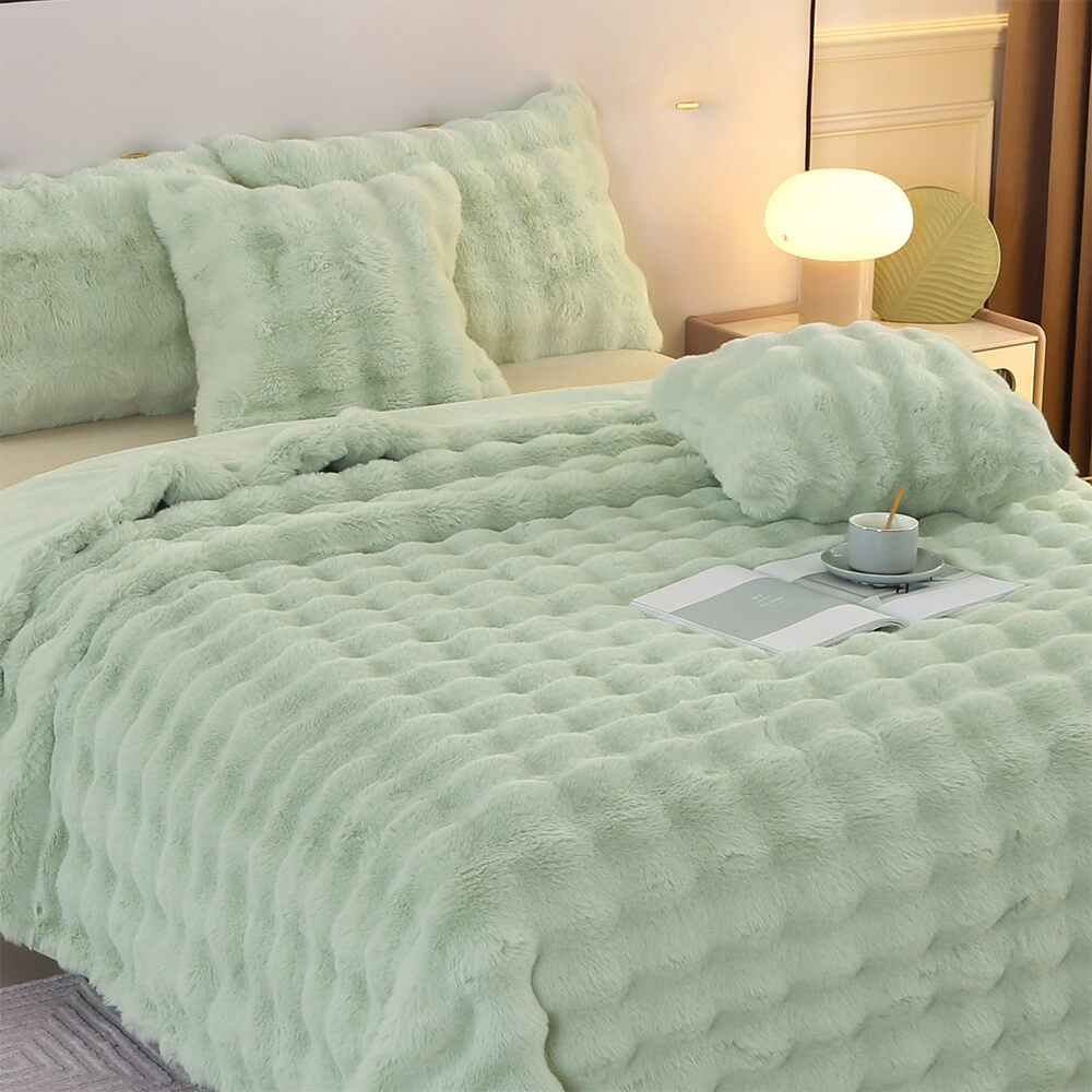 Maliben | Premium Bubble Double Layer Thick Faux Rabbit Fur Blanket