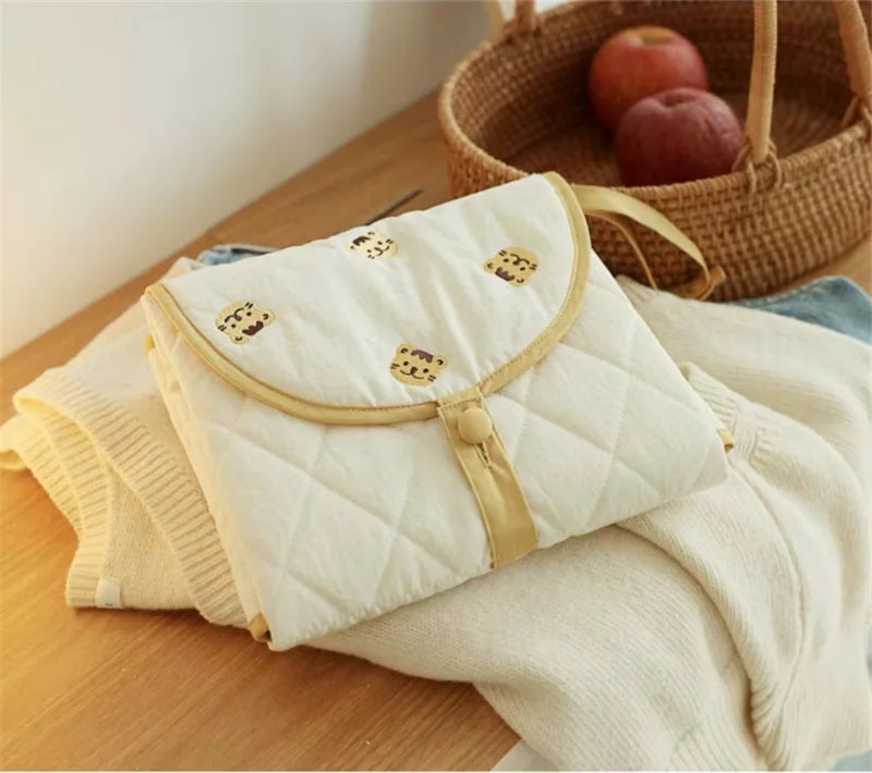 Maliben | Changing Mat For On The Go – Folding Baby Changing Mat With Bear Motif