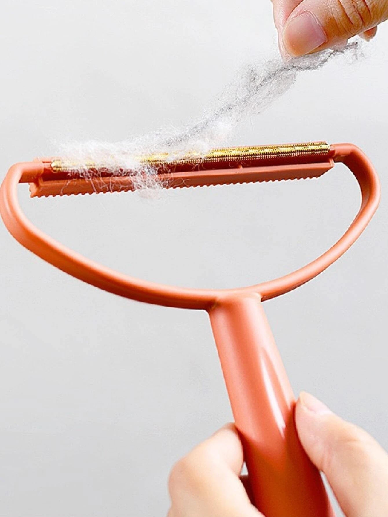 Maliben | Fabric & Fluff Remover | Let Your Carpet Shine Again!