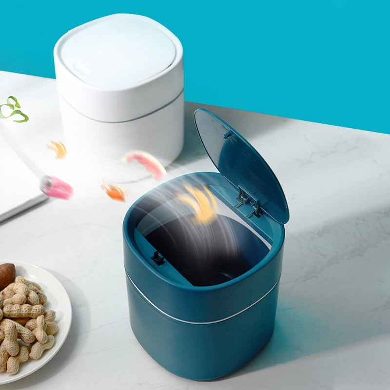 Maliben | Office Wizard Mini Desktop Trash Can