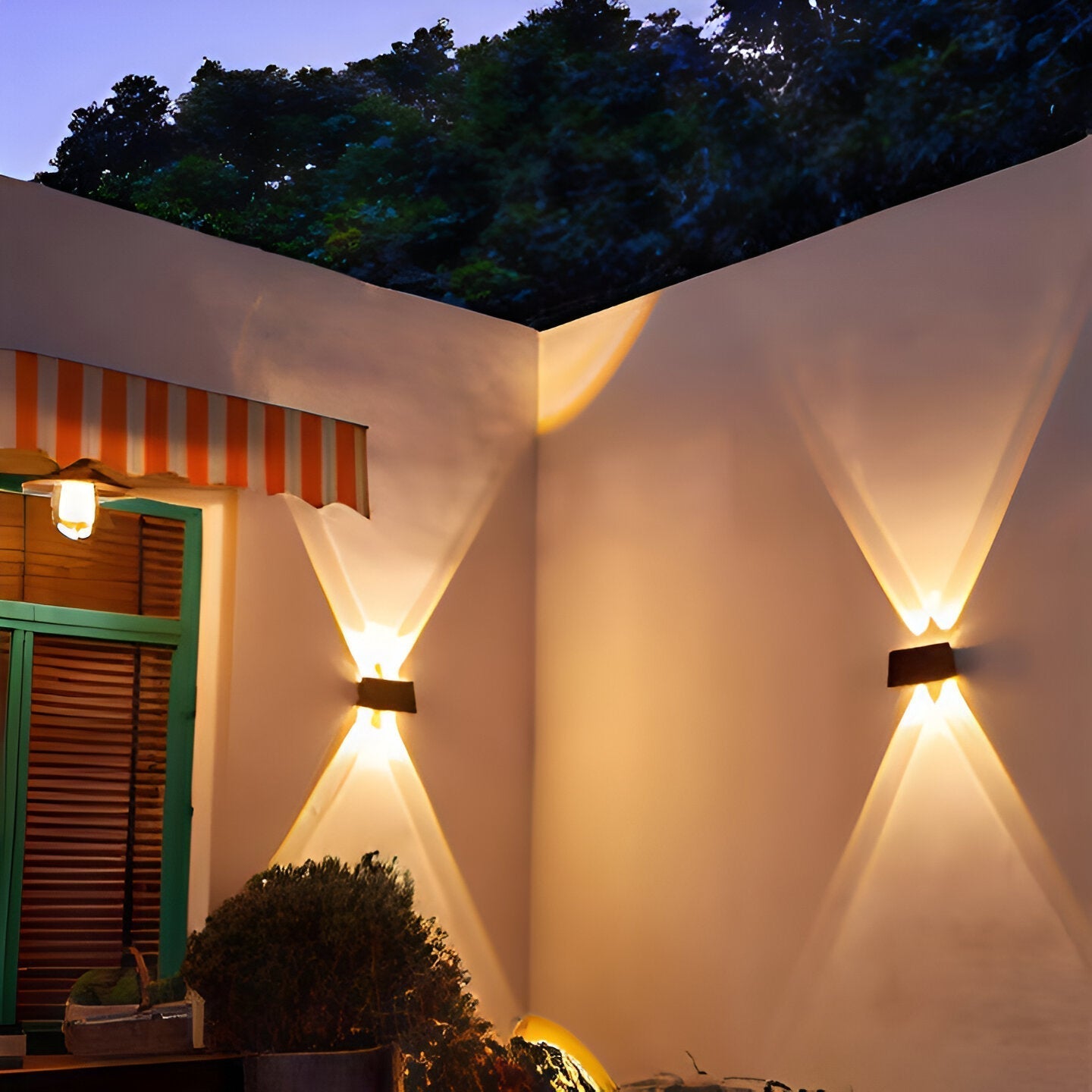 Maliben | Waterproof Led Solar Wall Light For Outdoors With Up & Down Lighting