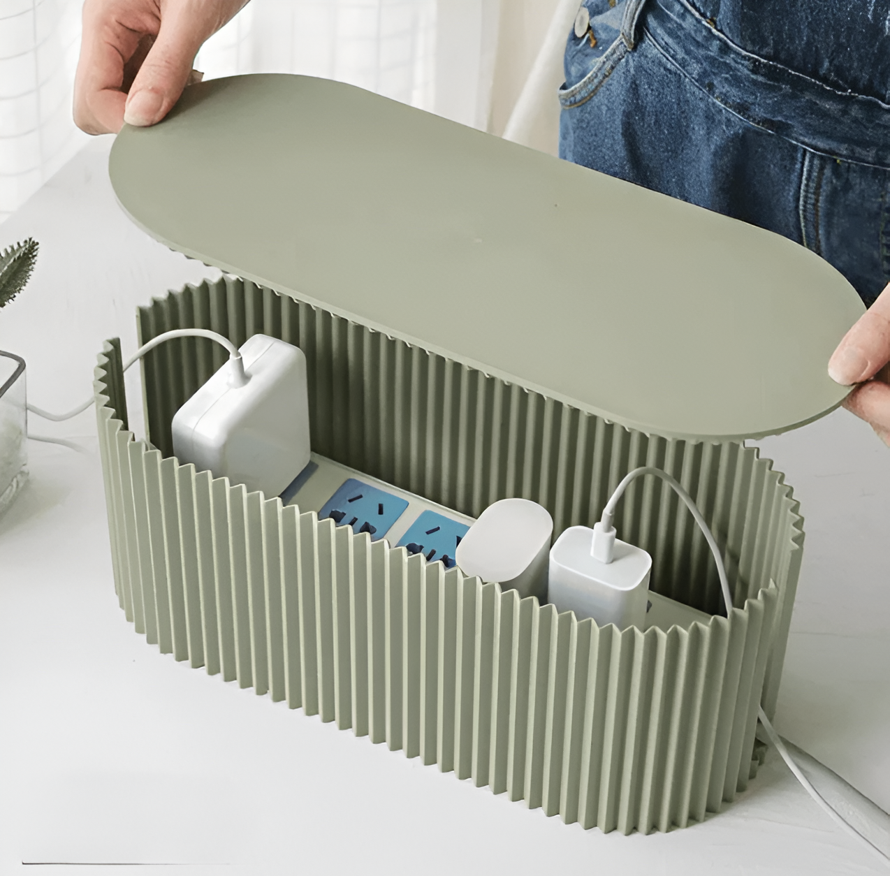 Maliben | MInimalistic Cable Box in Macaron Style