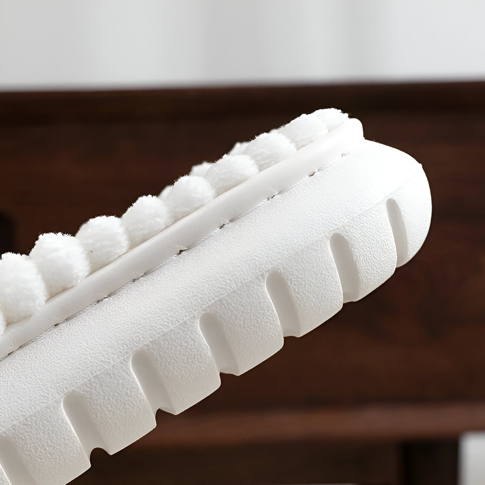 Maliben | Sofie - Lined slippers made of plush with cross band