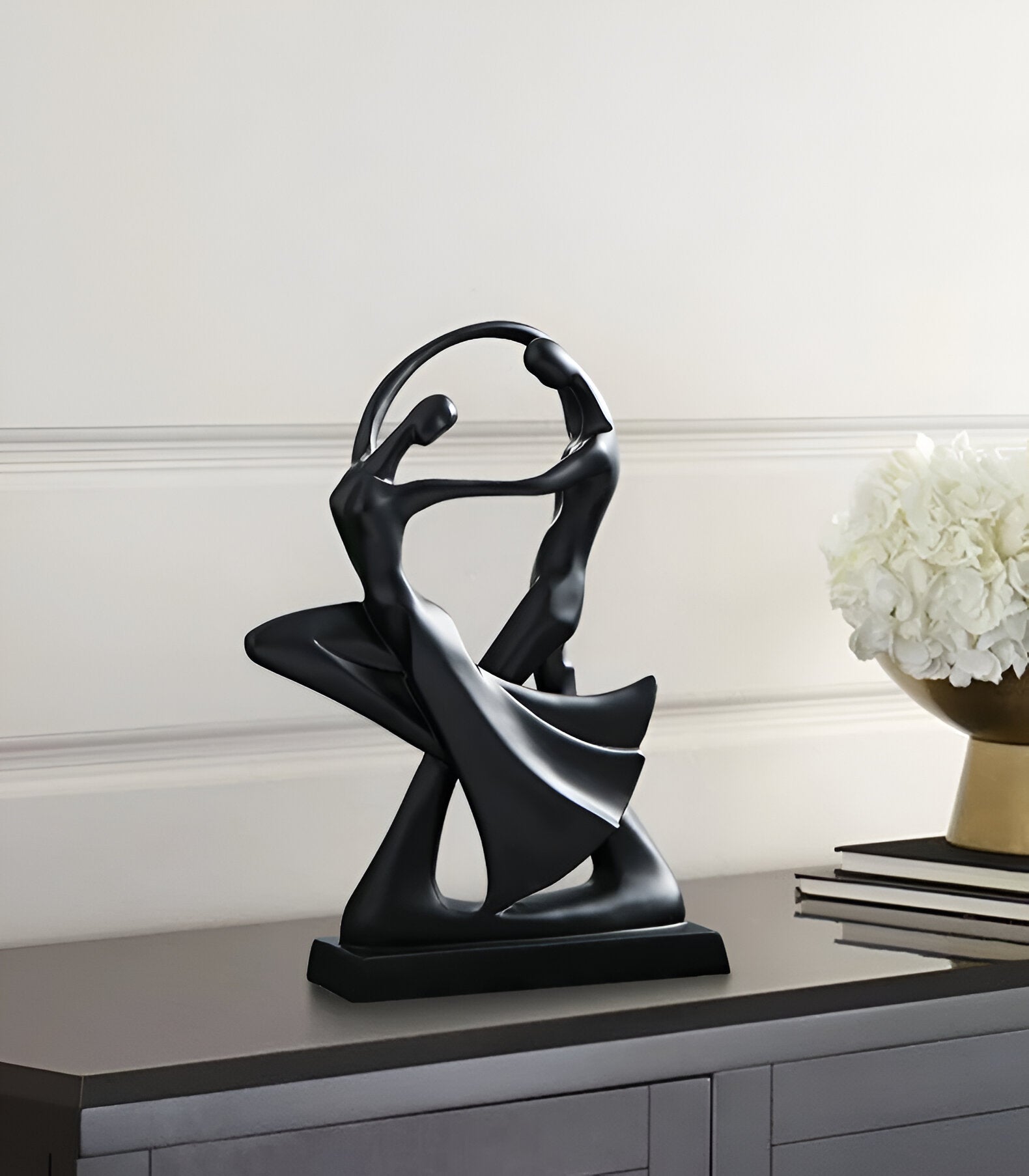 Maliben | Swayduo | Modern Dancing Resin Sculpture