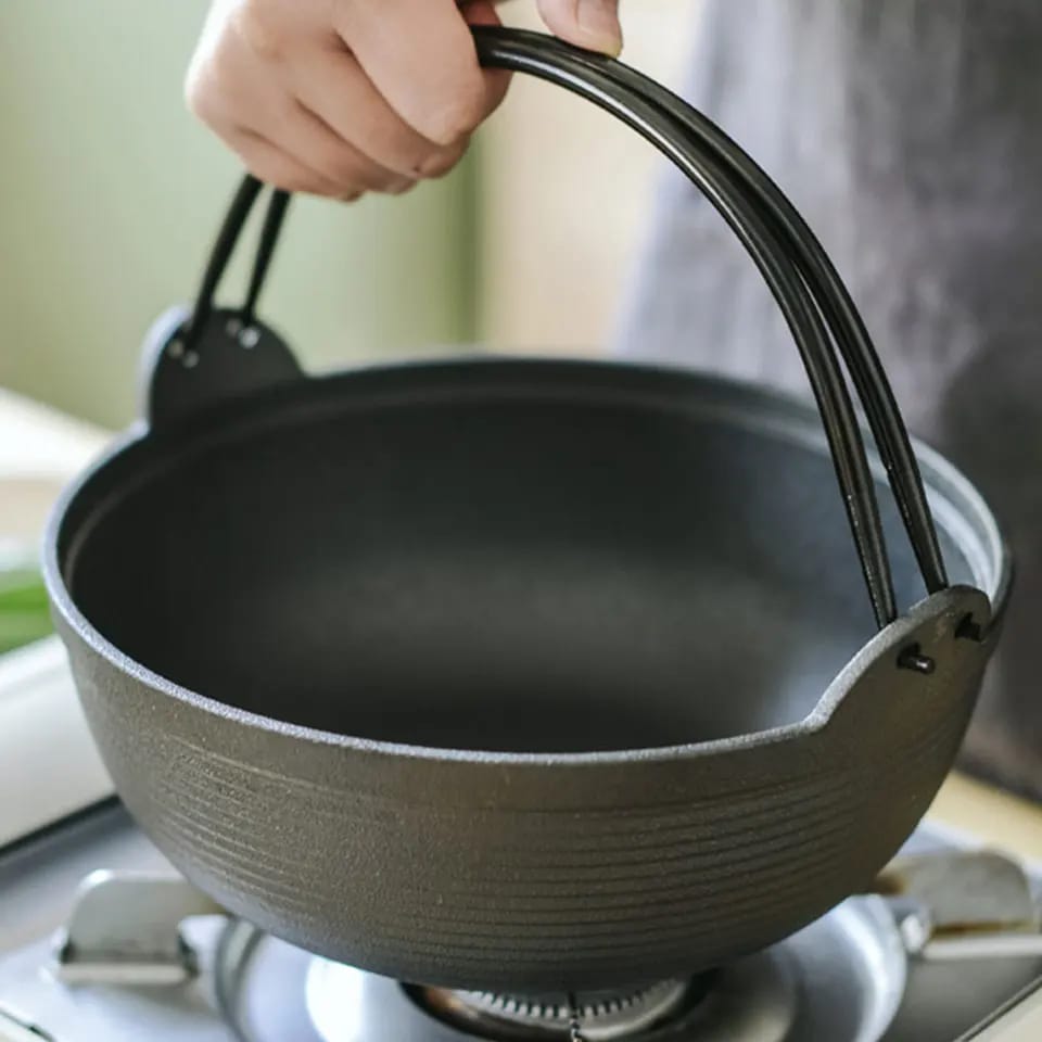 Maliben | Pre-seasoned pure cast iron wok with flat bottom and wooden lid