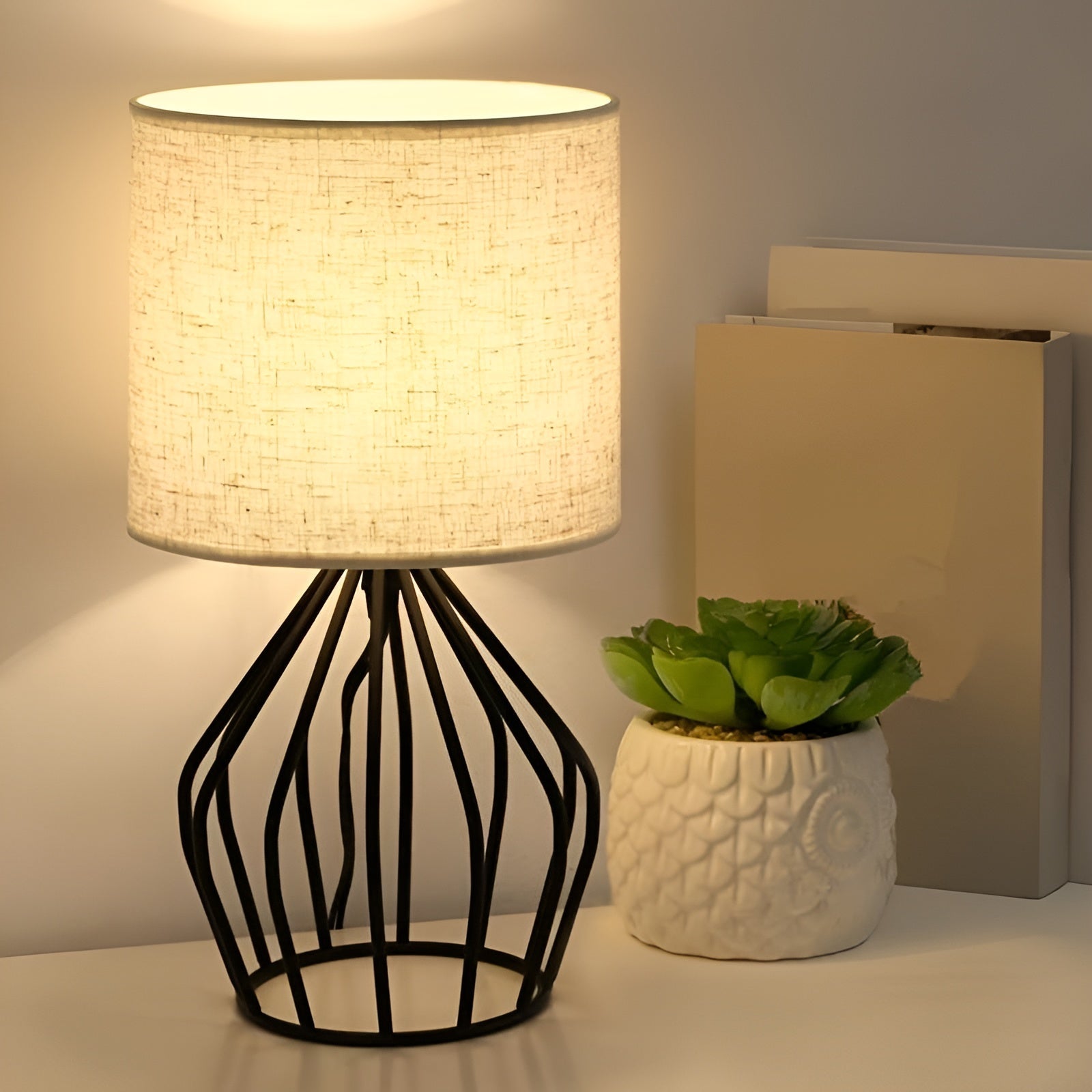 Maliben | Elegant Table Lamp With Linen Shade And Metal Base – Perfect Lighting