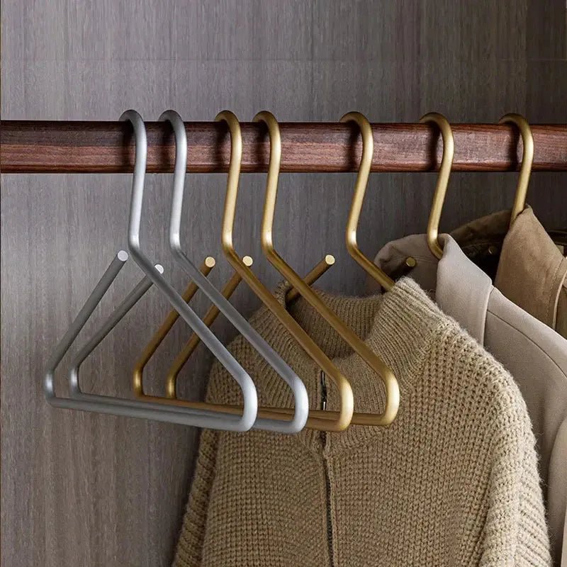 Maliben | Luxury Anti-Slip Clothes Hanger - Stylish Solid Matte Coat Hangers For Long Lasting Use - (5 Per Set)