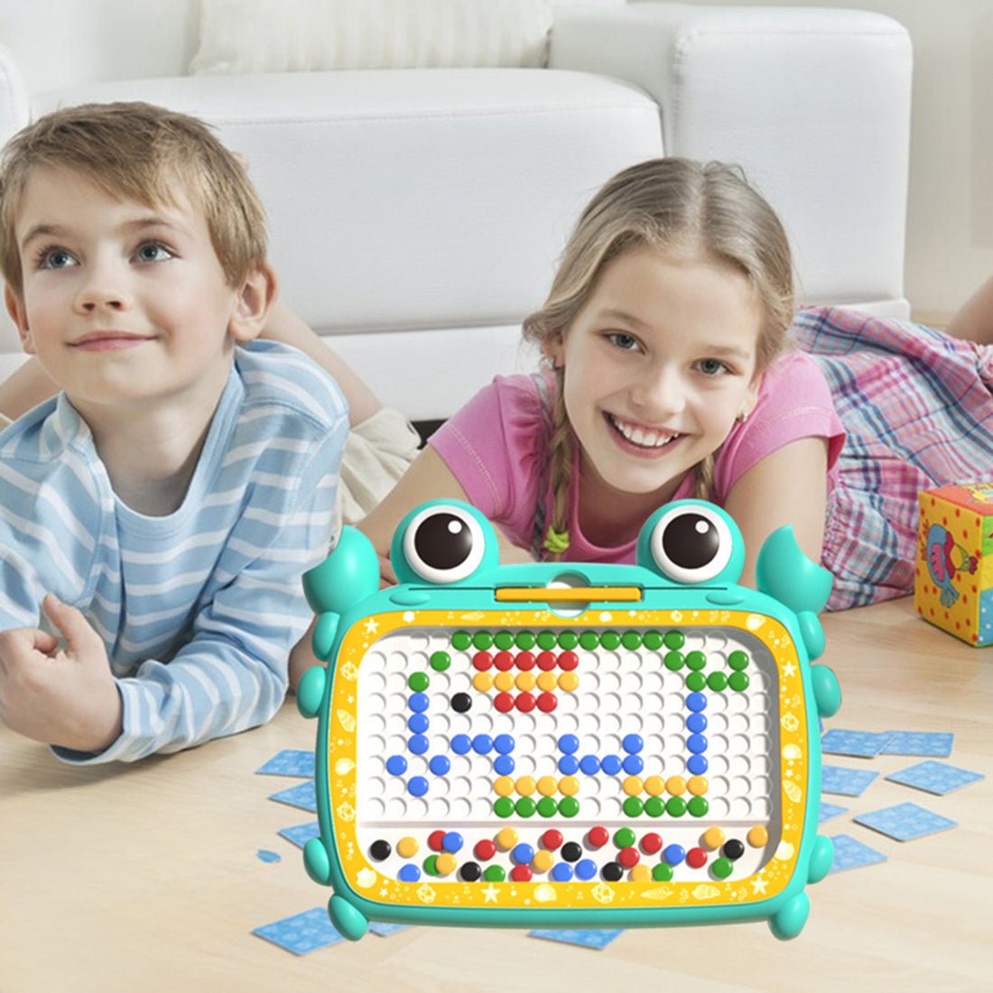 Maliben | Montessori Magnetic Drawing Board