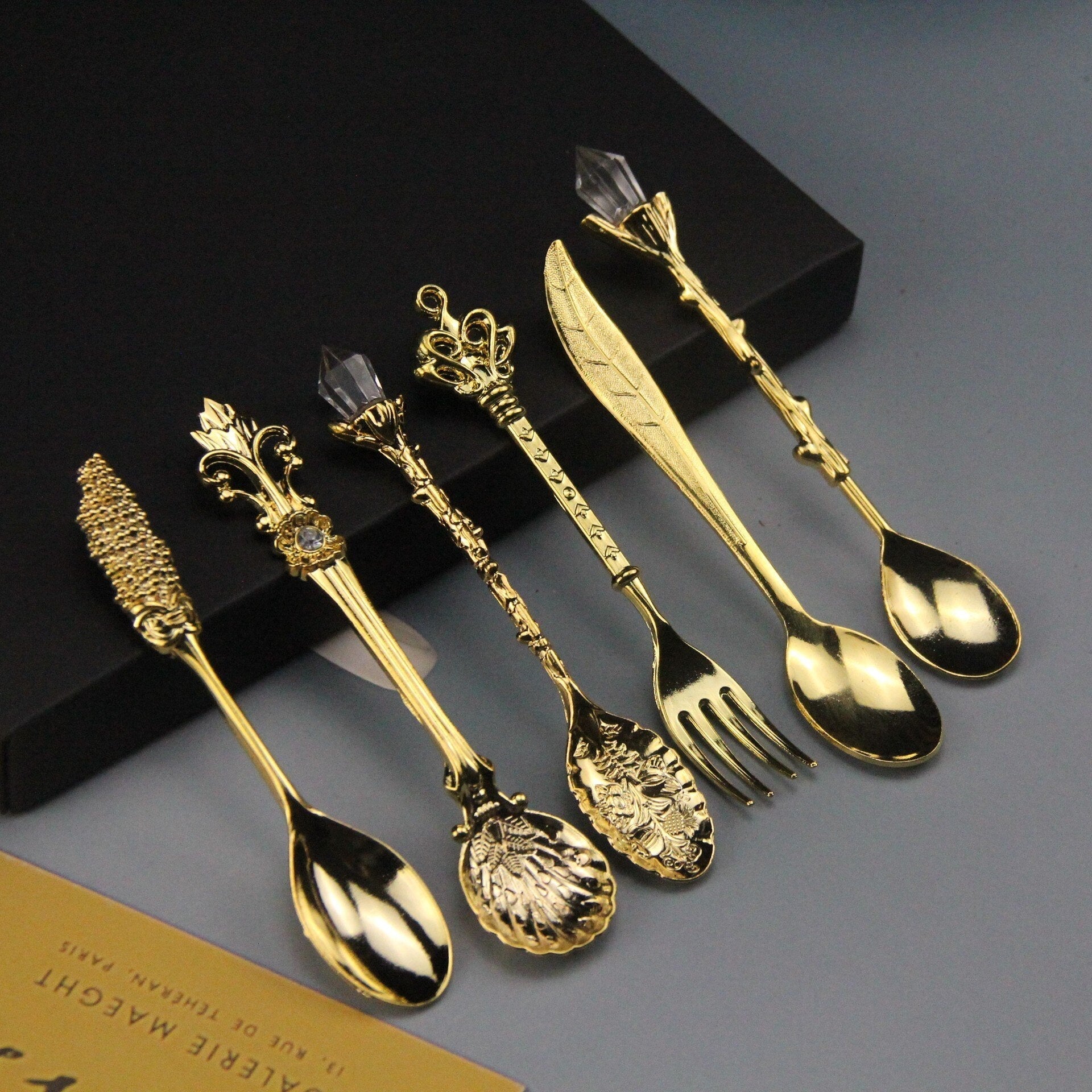 Maliben | Vintage Engraved Teaspoon – Classic Elegance For Your Table