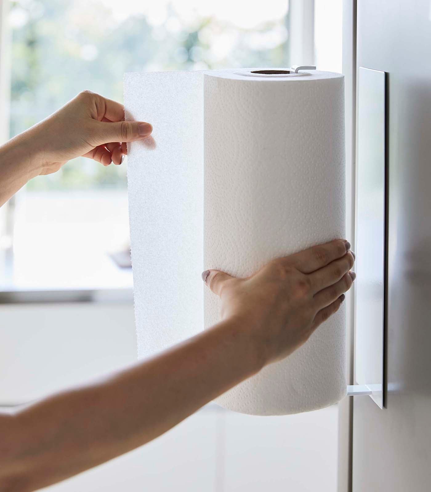 Maliben | Magnetic Paper Towel Holder - Steel