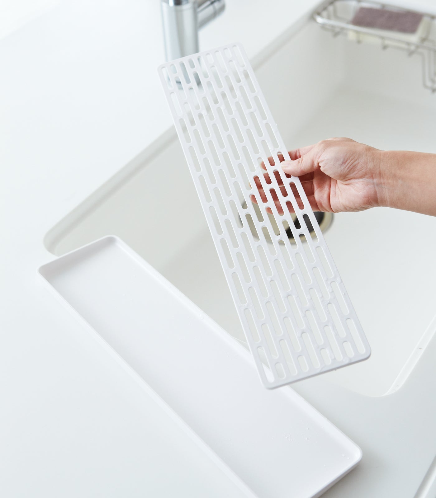 Maliben | Narrow Sink Draining Area