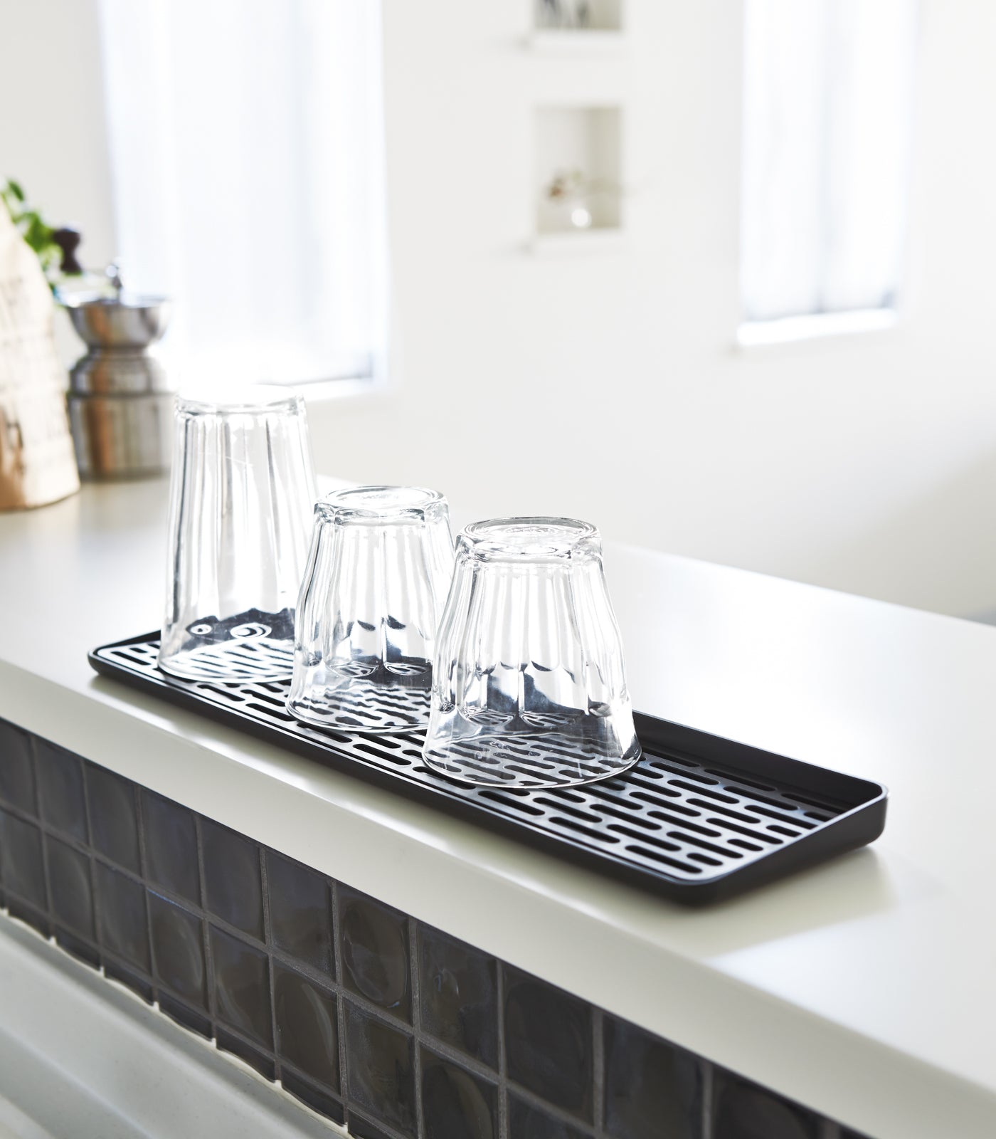 Maliben | Narrow Sink Draining Area