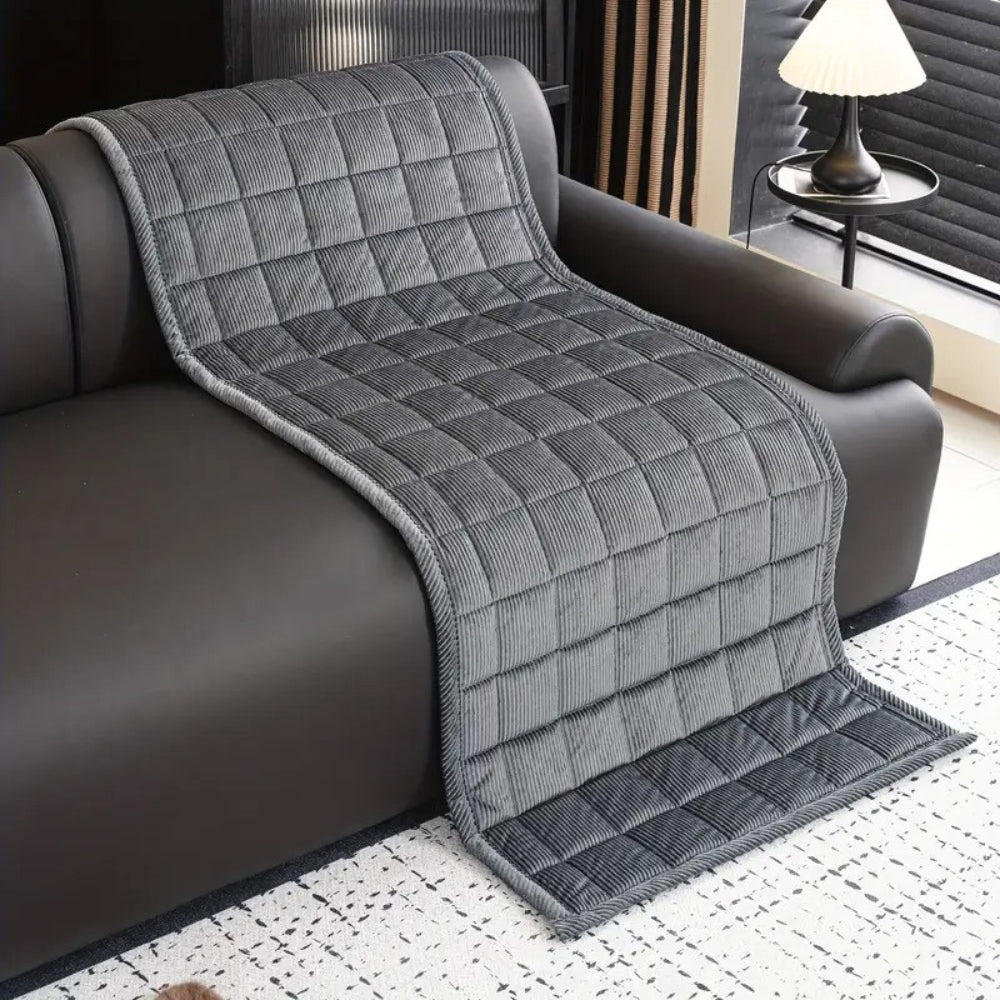 Maliben | Metro Line Quilted Couch Cover Mat