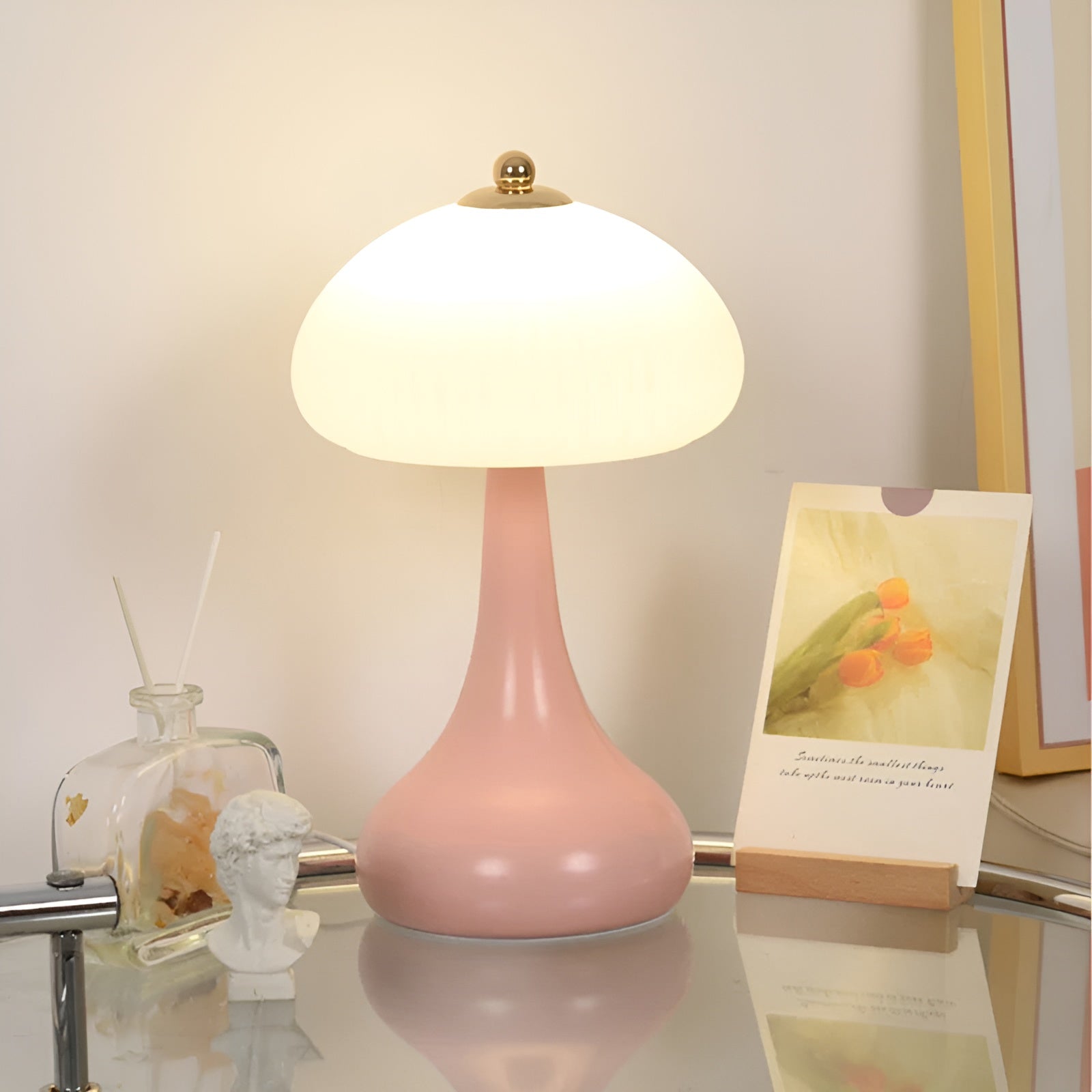 Maliben | Eleganza Luxe Table Lamp – Timeless Mushroom Shape With Led DimmIng Function in Soft Colors