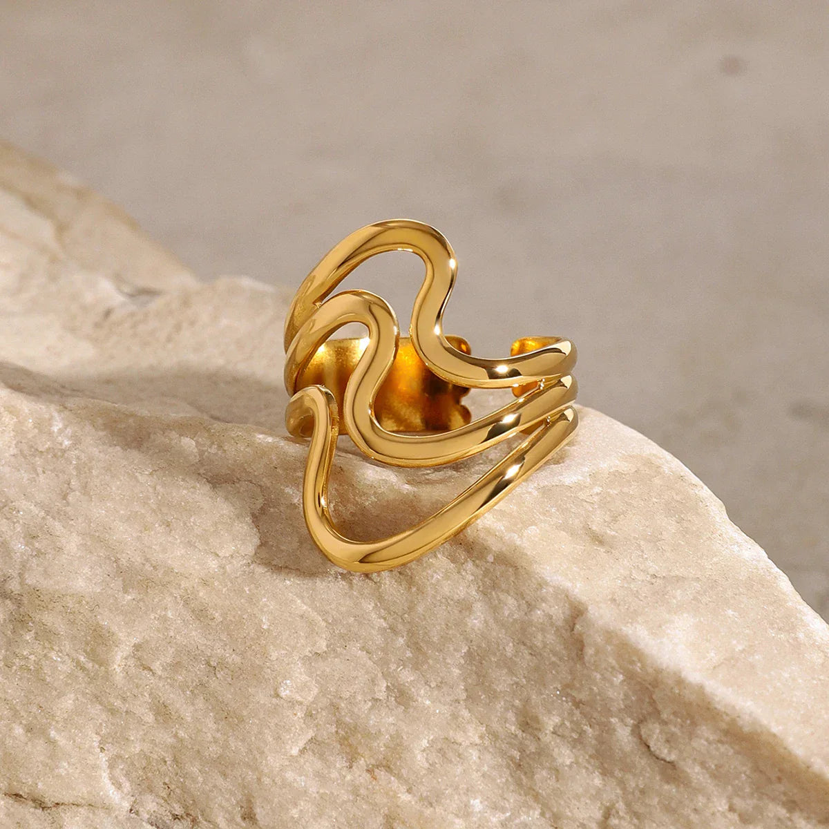 Maliben | Dainty Ripple Effect Ring