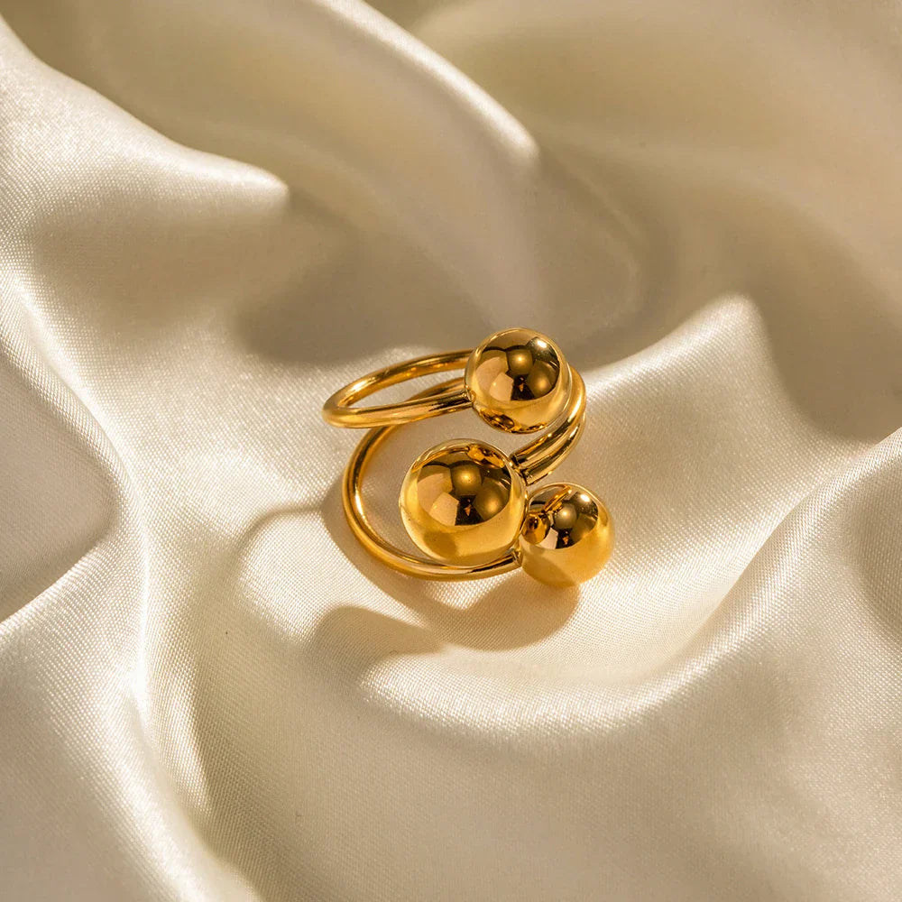 Maliben | 18k Bold Three Ball Open Ring