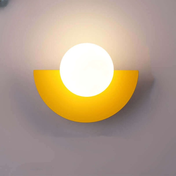 Maliben | Noorderlicht Charm - Halfmoon Wall Lamp Of Metal