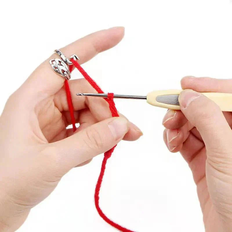 Maliben | Knit Nest - The Magic Ring - Knit Easily And With Style!