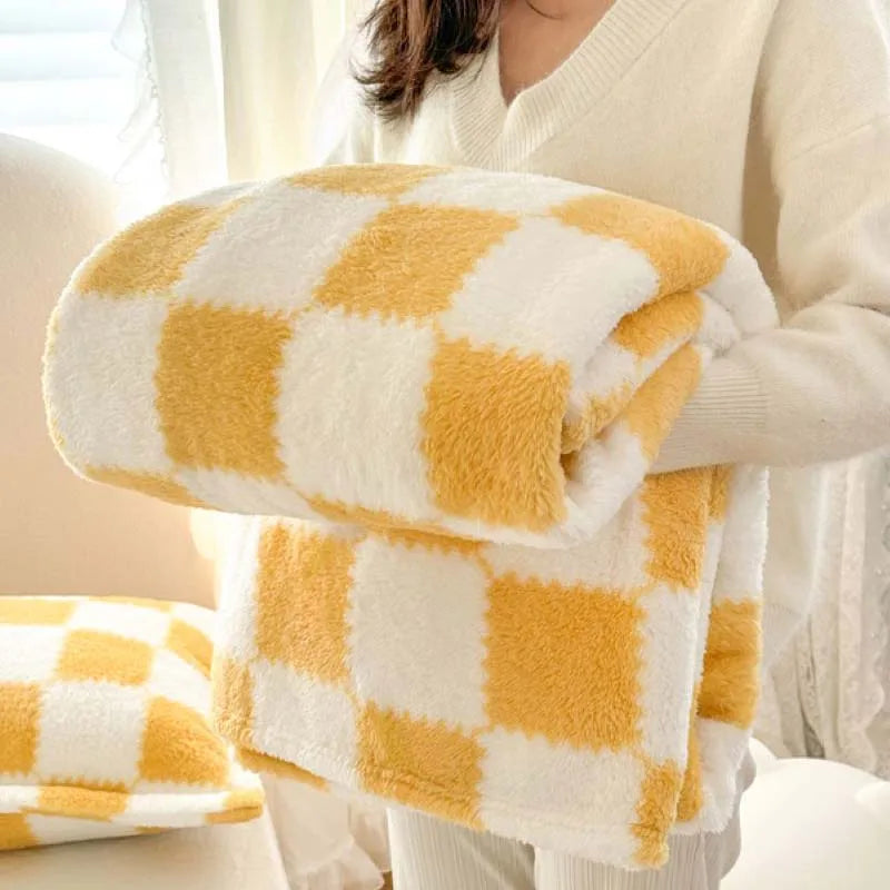 Maliben | Pandaluna Fleece Blanket With Check Pattern | Soft & Breathable | For Sofa, Bed & Office | Machine Washable | Pink/White