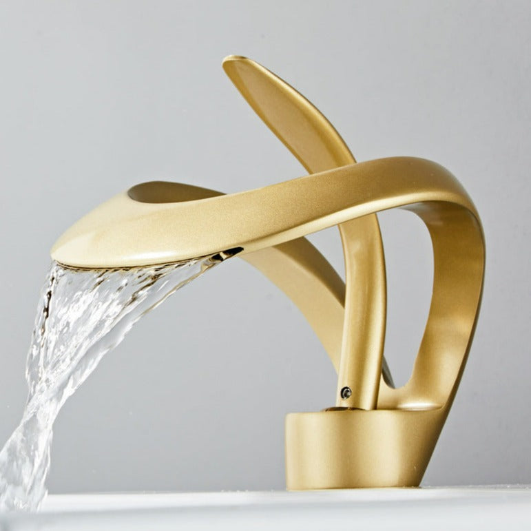 Maliben | Modern curved bathroom faucet