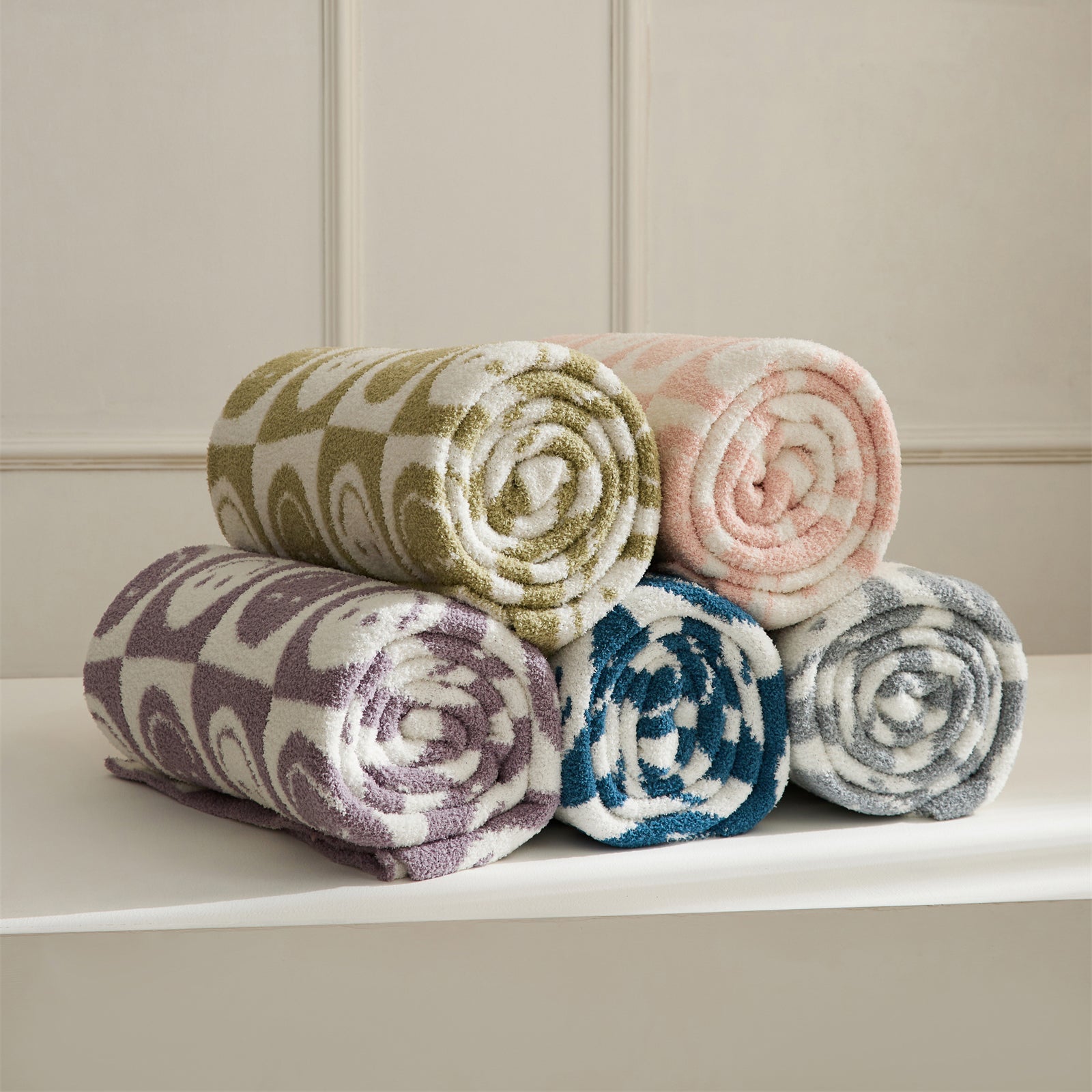 Maliben Smiley Checked Blanket
