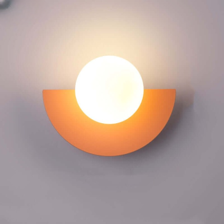 Maliben | Noorderlicht Charm - Halfmoon Wall Lamp Of Metal