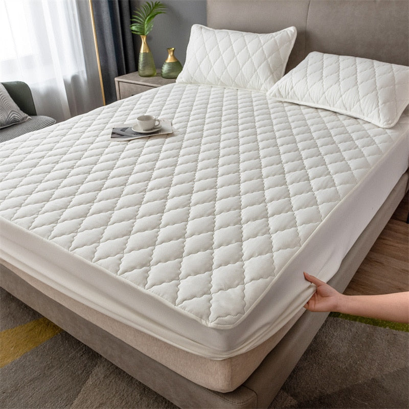 Maliben | Anti-Slip Waterproof Mattress Cover