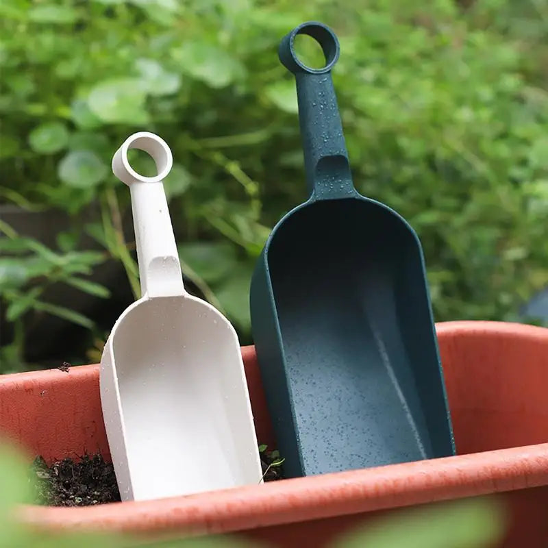 Maliben | Plantiva Plastic Garden Trowel | Ergonomic Handle | Space-SavIng & Lightweight | Available in 2 Sizes